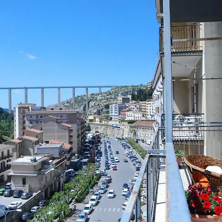 Il Viale * Modica